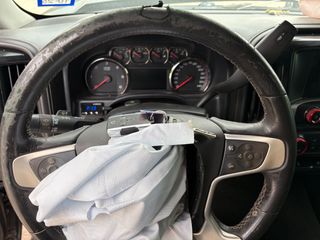 2015 GMC Sierra 1500 SLE - Interior Steering Wheel With Keys Image